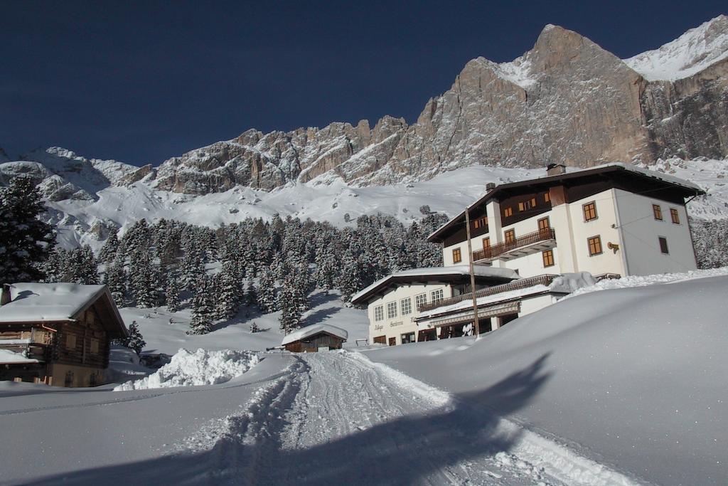 Hôtel Rifugio Gardeccia Hutte à Pozza di Fassa Extérieur photo